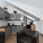 Apartment Old Town Center 3 *