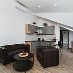 Old Town Center 3 Apartment *